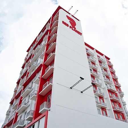 Red Planet Cagayan De Oro Hotel Exterior photo